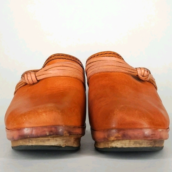 Vintage Charles David Clogs - Picture 7 of 11